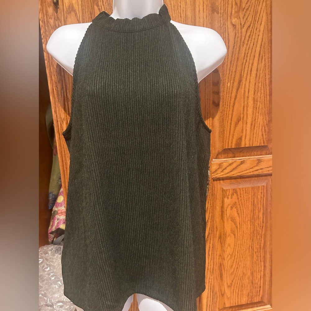 Top with beautiful detail.
